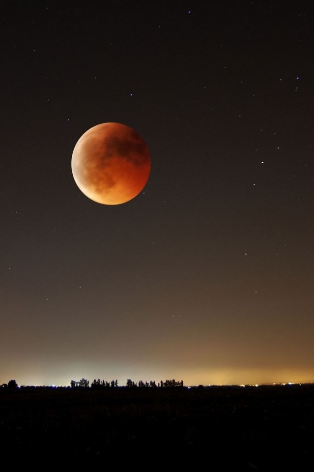 ¡Feliz ECLIPSE Lunar en ARIES, este 8 de Octubre, 2014!